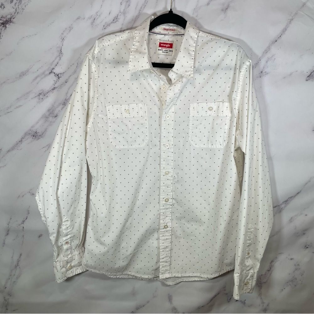 Wrangler's Flex for Comfort Button-up Long Sleeve